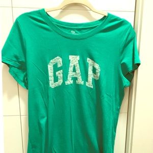 GAP t-shirt.